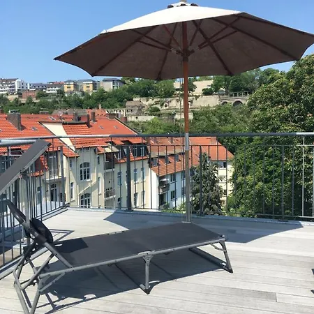 Jugendstil-altbauwohnung Mit Dachterrasse Direkt An Der Karlsaue Lägenhet *